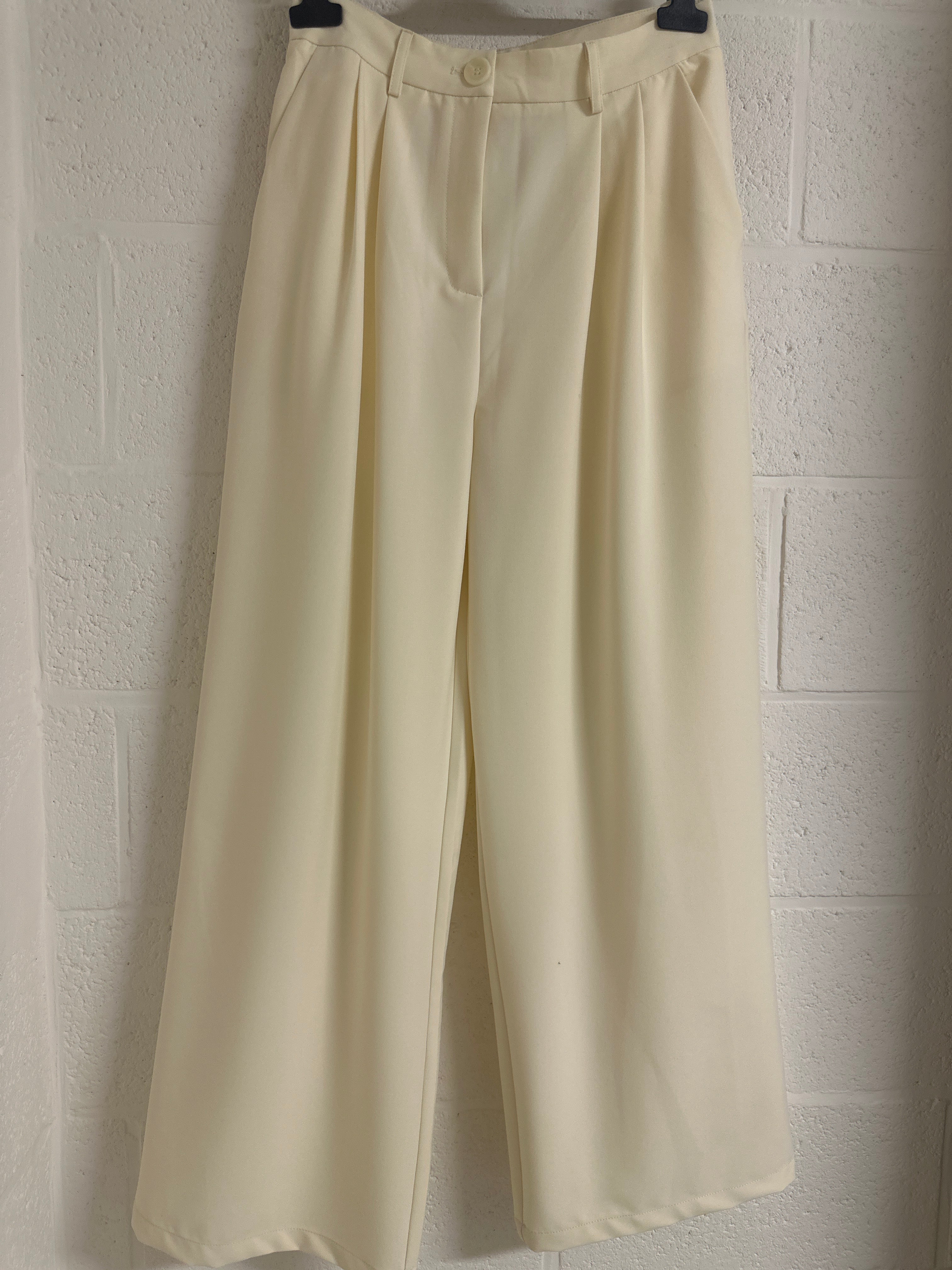 Pantalon de tailleur jeune beurre
