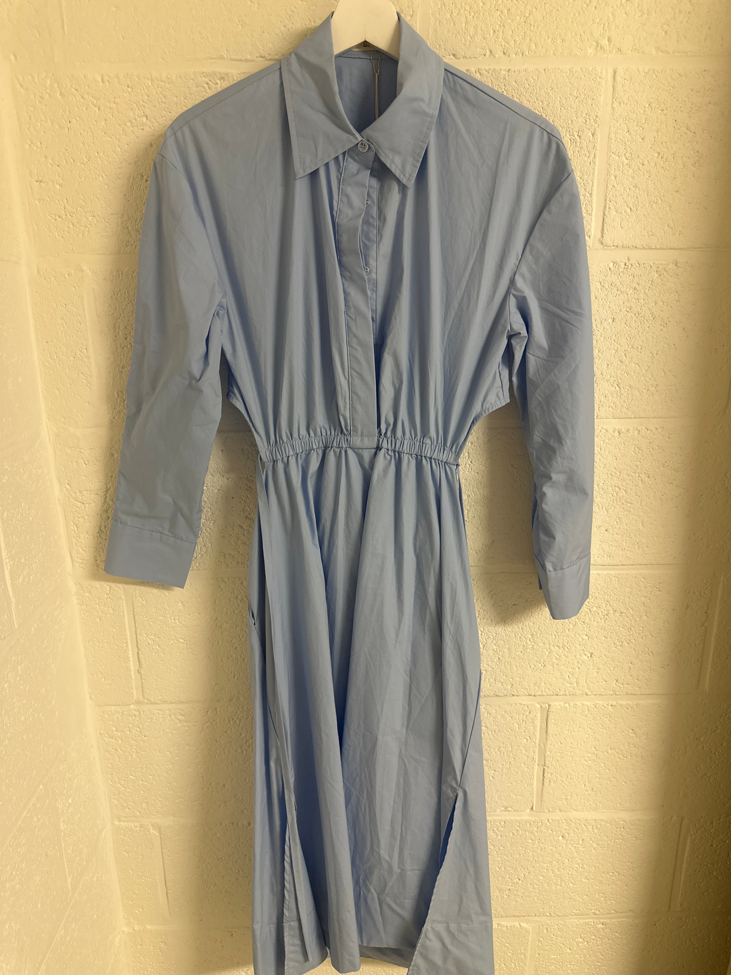 Robe ouverte dans le dos LORI