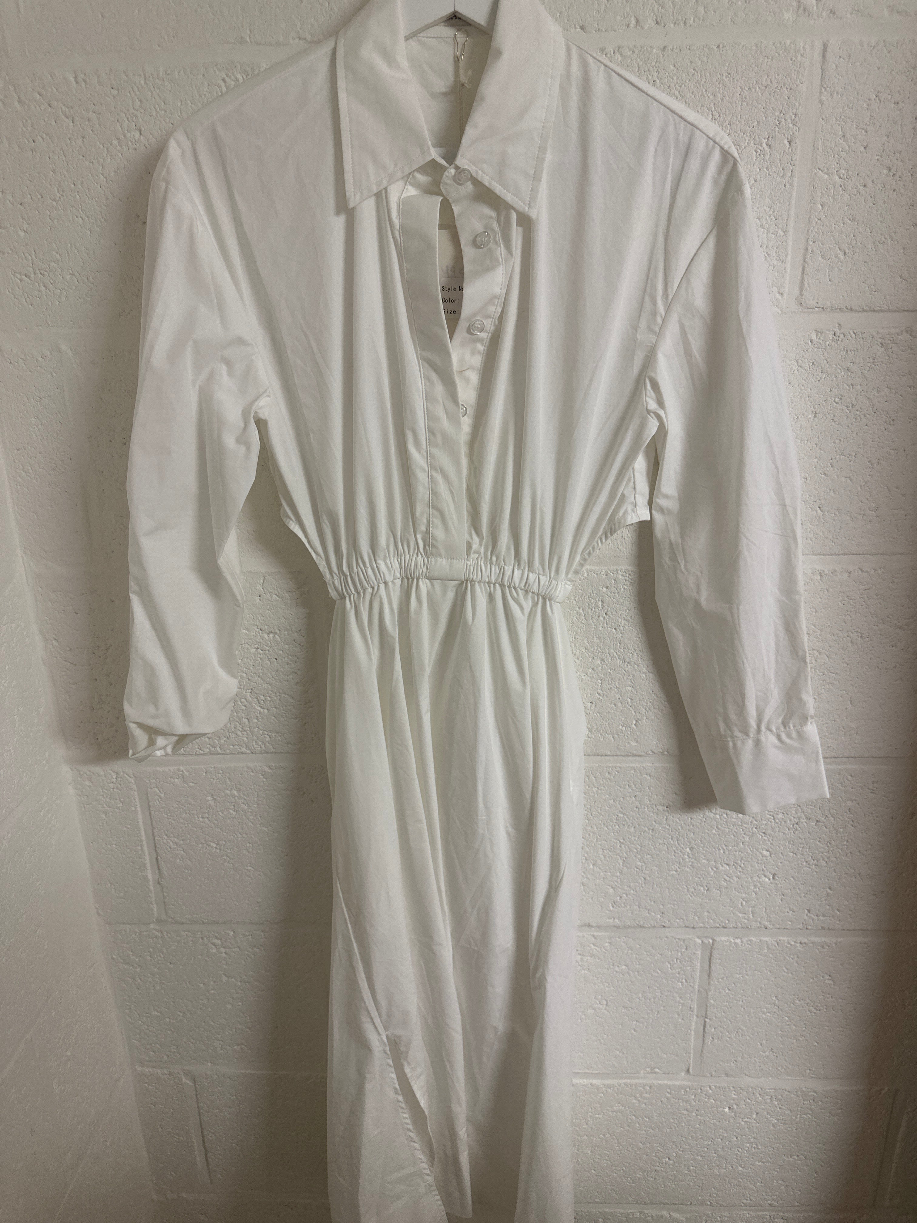 Robe ouverte dans le dos LORI
